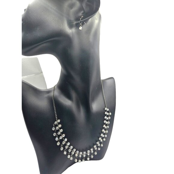 EVITA PERONI signed Iridescent Crystal bead necklace and pierced earring set - Picture 5 of 5